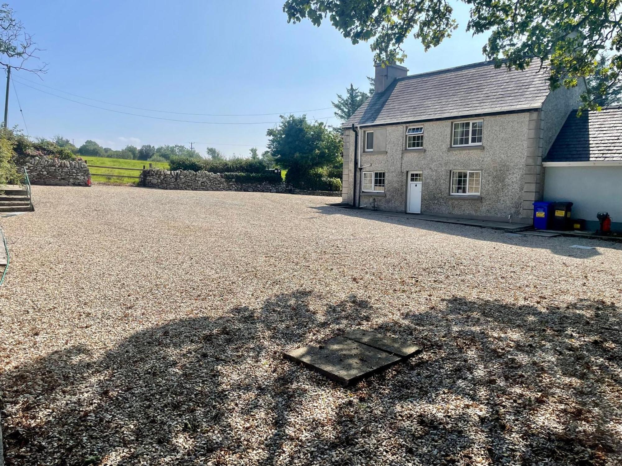 Country Farm House Bruckless Buitenkant foto